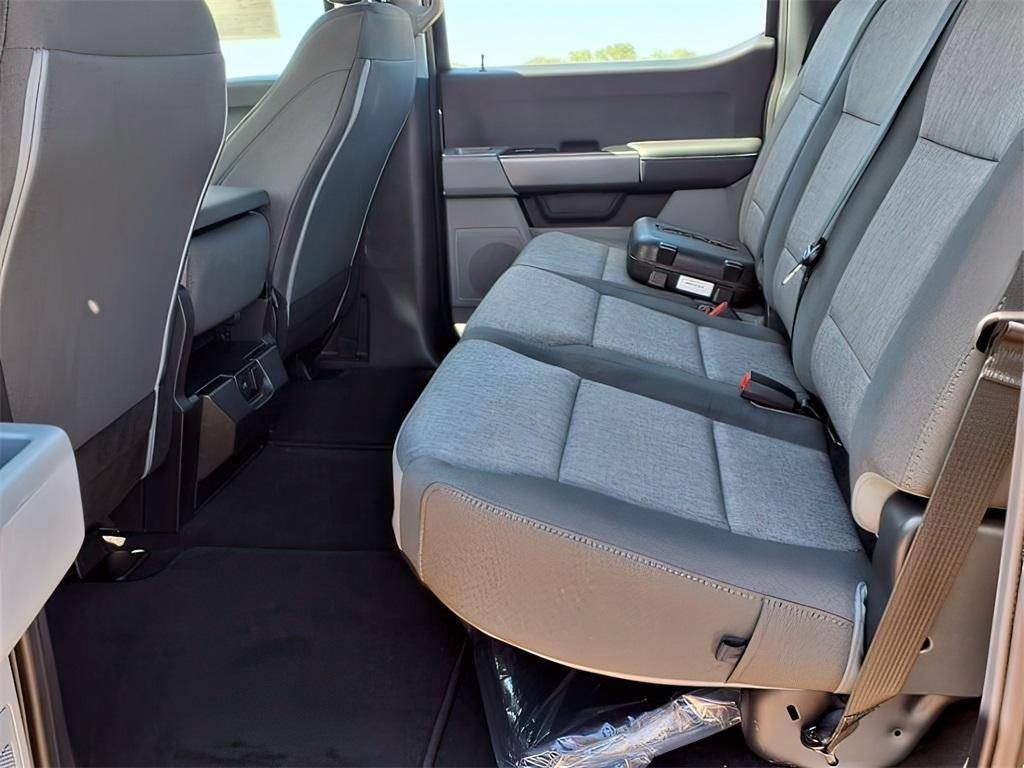 new 2025 Ford F-250 car, priced at $66,367