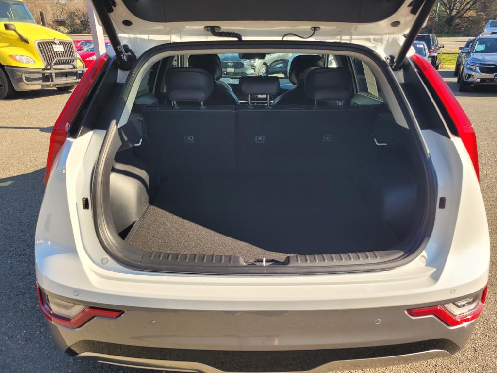 used 2025 Kia Niro EV car, priced at $31,761