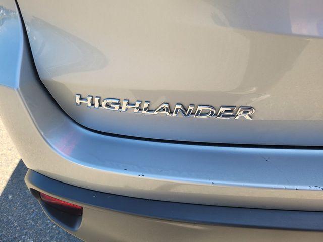used 2019 Toyota Highlander car, priced at $24,740