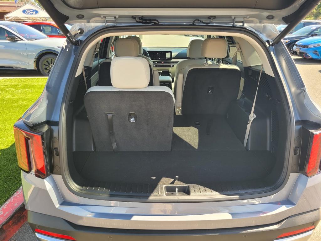 used 2025 Kia Sorento car, priced at $34,766