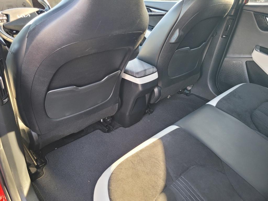 used 2022 Kia EV6 car, priced at $17,892