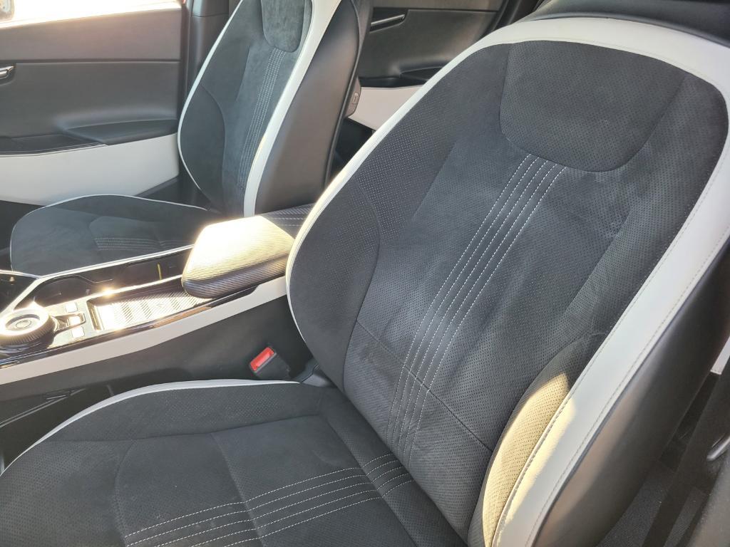 used 2022 Kia EV6 car, priced at $17,892