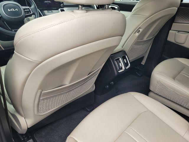 used 2023 Kia Sorento Hybrid car, priced at $32,118