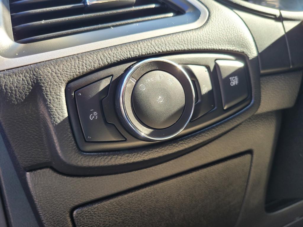 used 2023 Ford Edge car, priced at $24,632