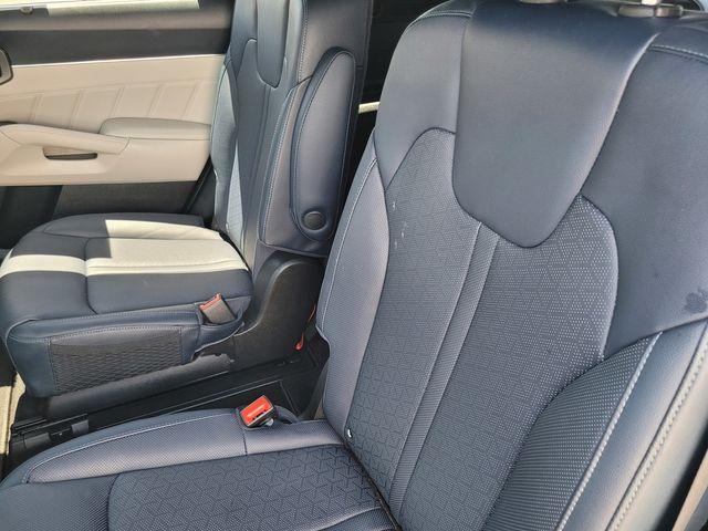 used 2023 Kia Sorento Hybrid car, priced at $34,996
