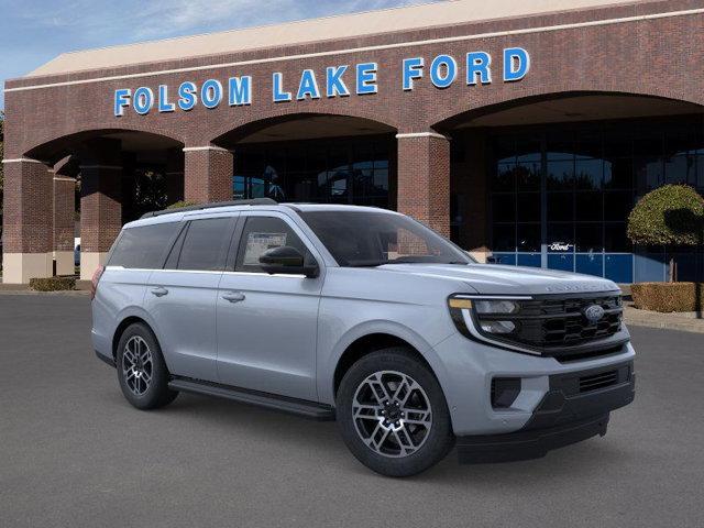 new 2025 Ford Expedition car, priced at $71,635