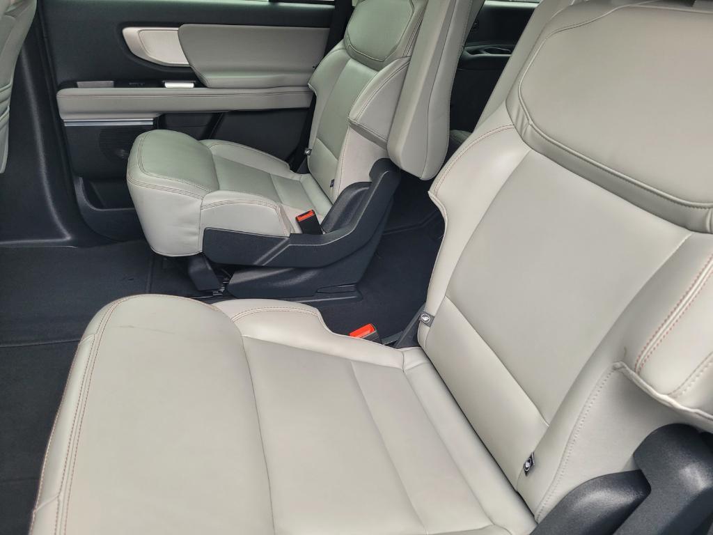 used 2025 Ford Expedition car, priced at $60,506