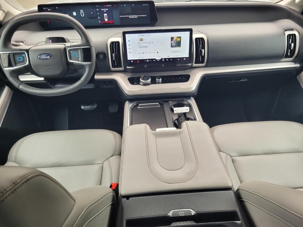 used 2025 Ford Expedition car, priced at $60,506