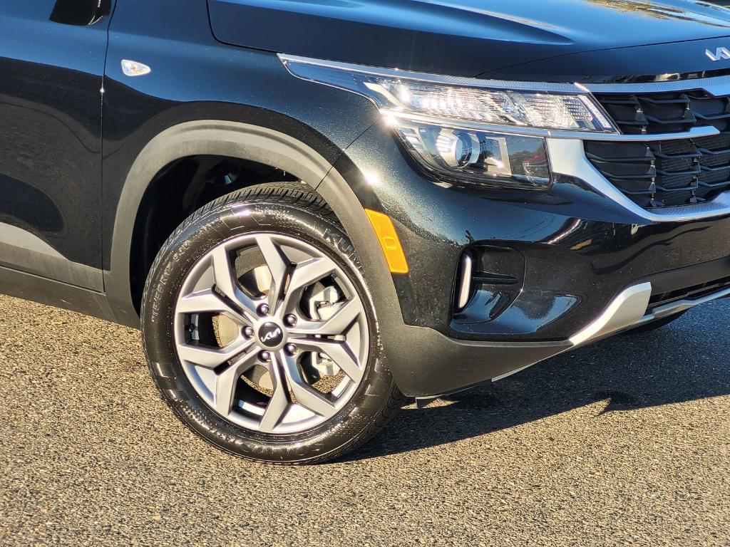 used 2024 Kia Seltos car, priced at $22,068