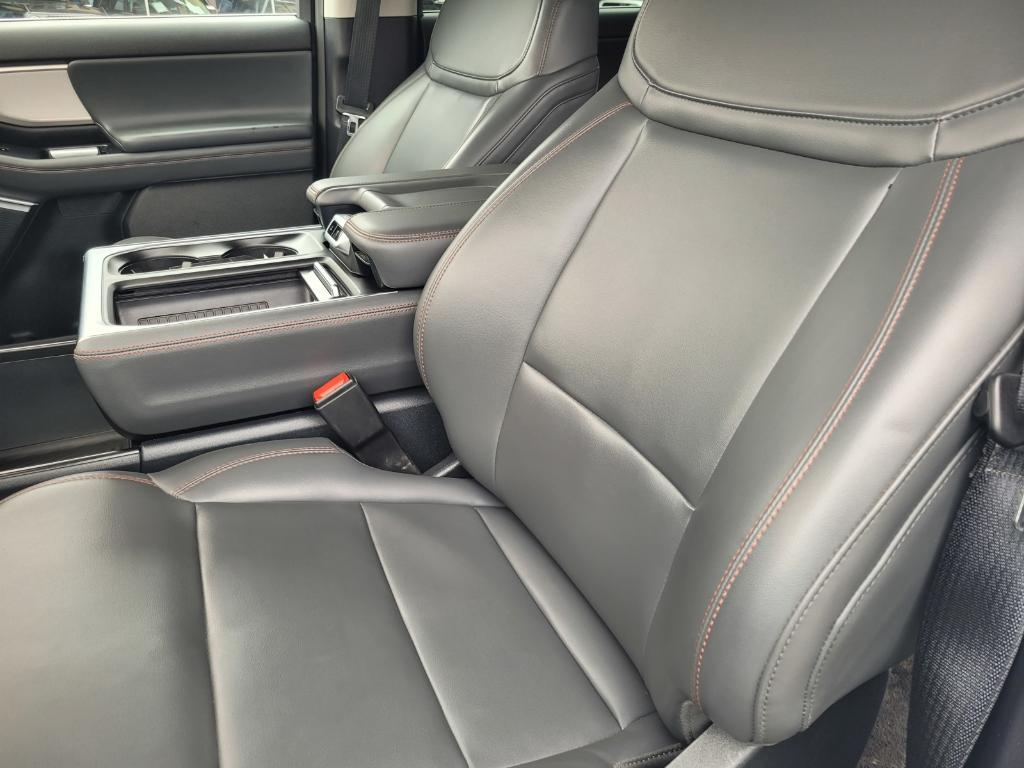 used 2025 Ford Expedition car, priced at $60,826