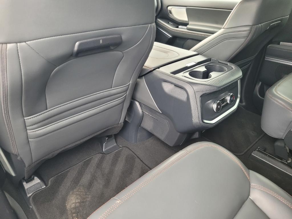 used 2025 Ford Expedition car, priced at $60,826