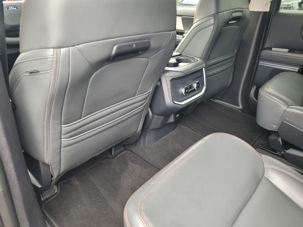 used 2025 Ford Expedition car, priced at $57,188