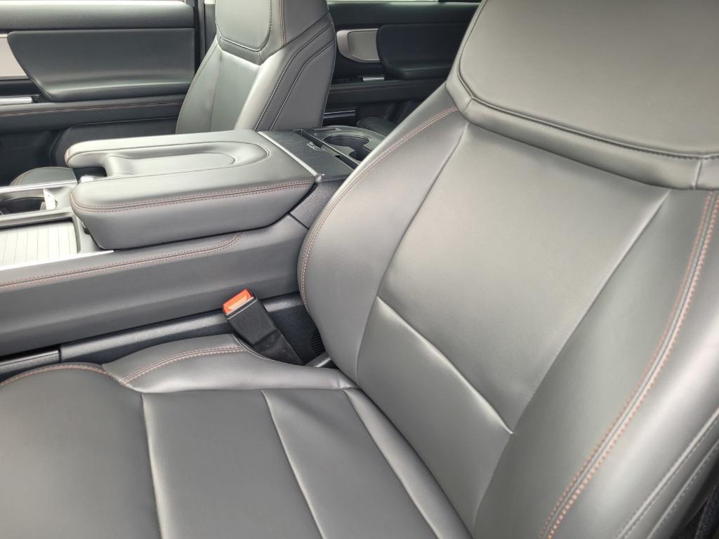 used 2025 Ford Expedition car, priced at $57,188