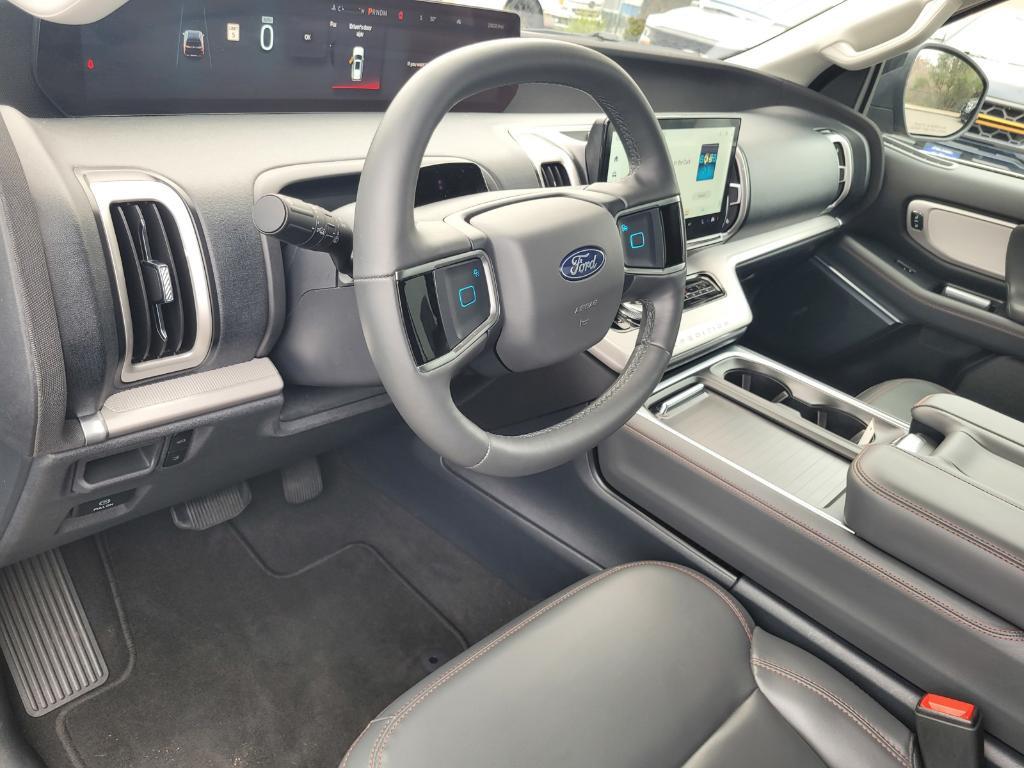 used 2025 Ford Expedition car, priced at $57,188