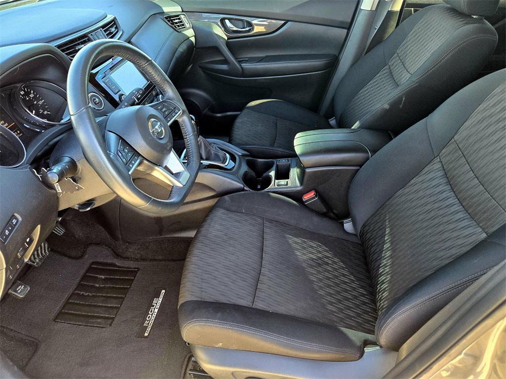 used 2018 Nissan Rogue car, priced at $11,187