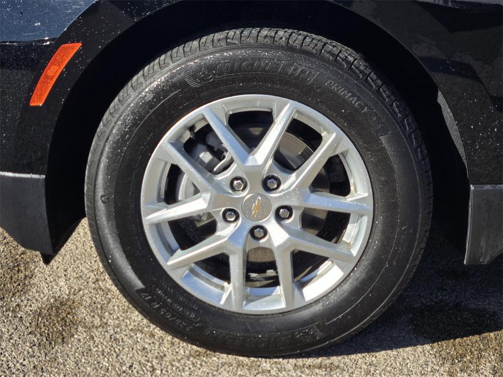 used 2024 Chevrolet Equinox car, priced at $21,003