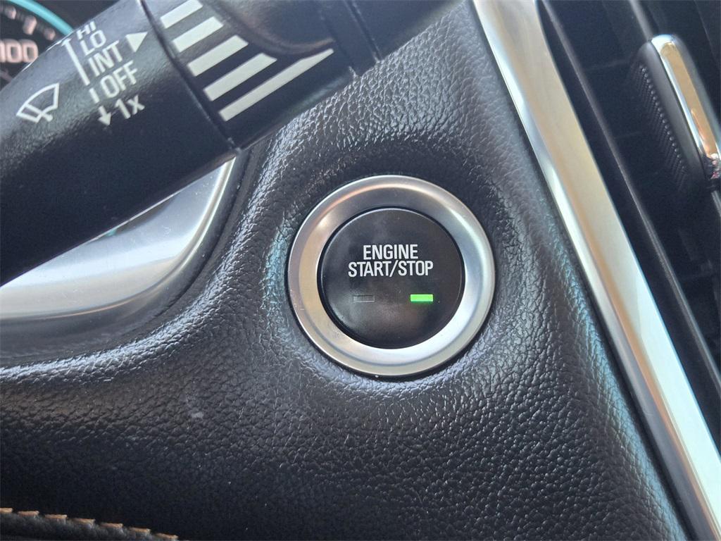 used 2021 Chevrolet Traverse car, priced at $21,888