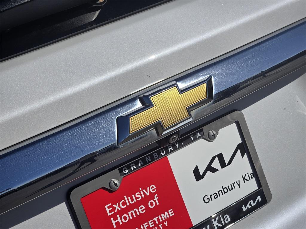 used 2021 Chevrolet Traverse car, priced at $21,888