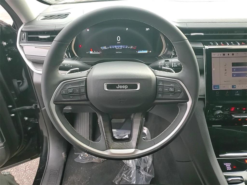 used 2023 Jeep Grand Cherokee car, priced at $30,588