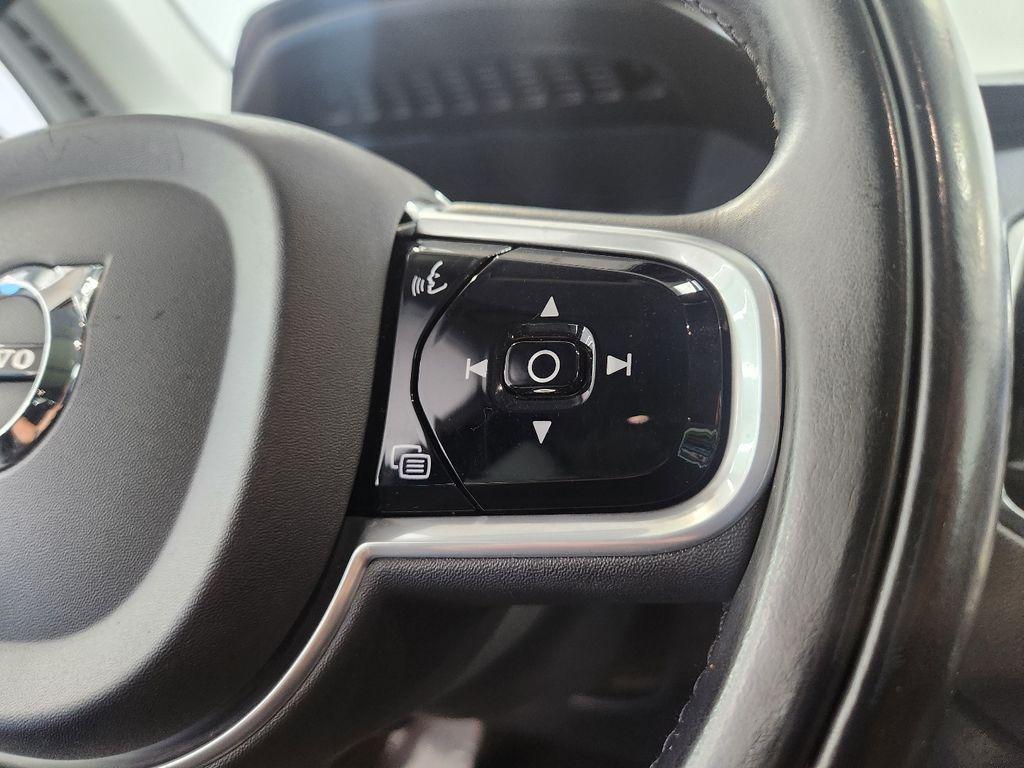 used 2018 Volvo XC90 car, priced at $21,988