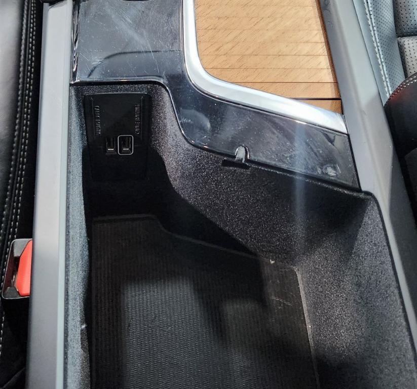 used 2018 Volvo XC90 car, priced at $21,988