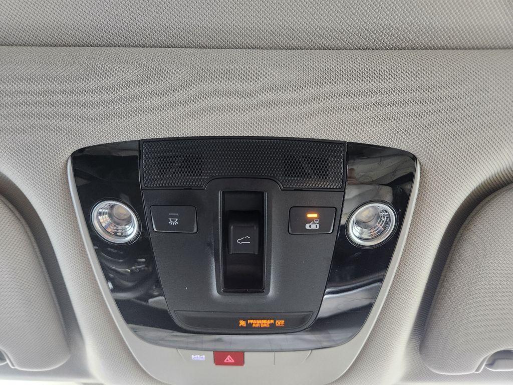 used 2024 Kia Sorento car, priced at $34,488