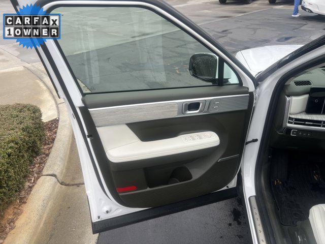 used 2025 Hyundai SANTA FE HEV car, priced at $40,990