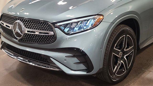 new 2026 Mercedes-Benz GLC 300 car, priced at $61,930