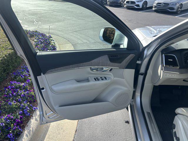 used 2022 Volvo XC90 Recharge Plug-In Hybrid car, priced at $40,990