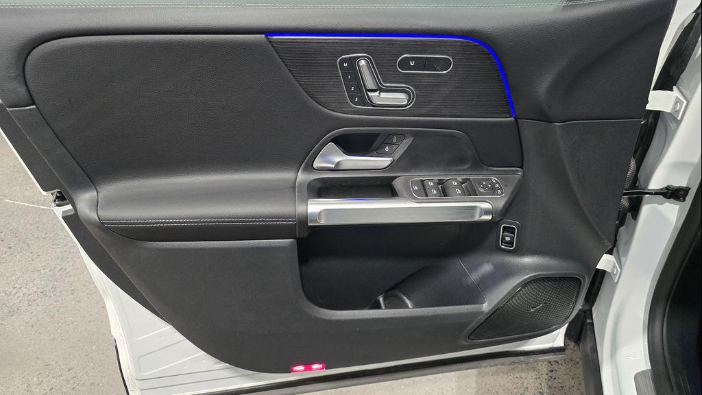 new 2026 Mercedes-Benz GLB 250 car, priced at $52,350