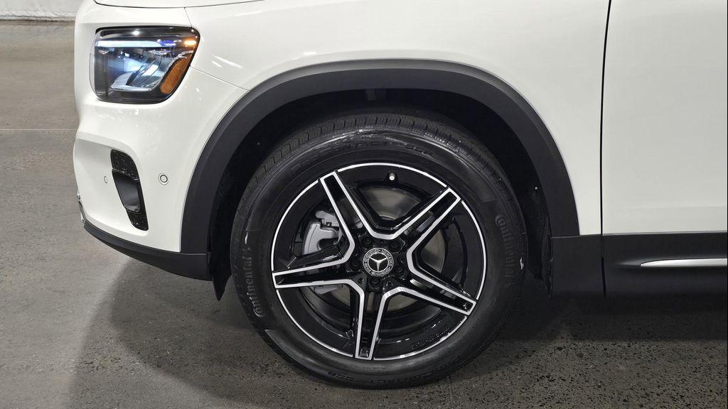new 2026 Mercedes-Benz GLB 250 car, priced at $52,350