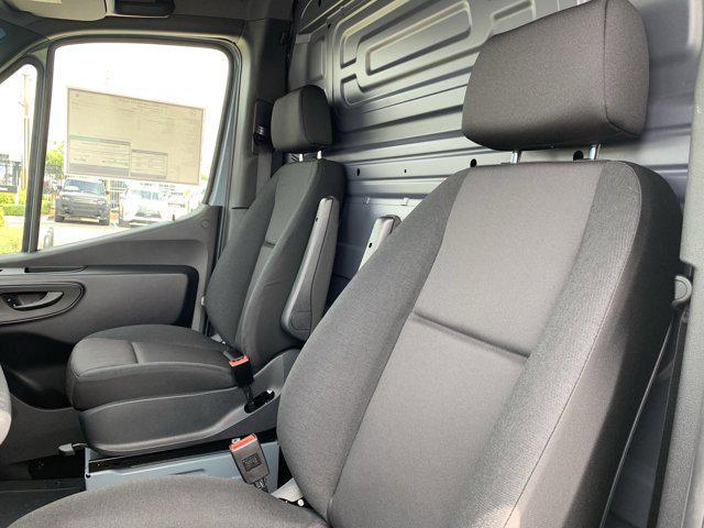 new 2025 Mercedes-Benz Sprinter 2500 car, priced at $55,667