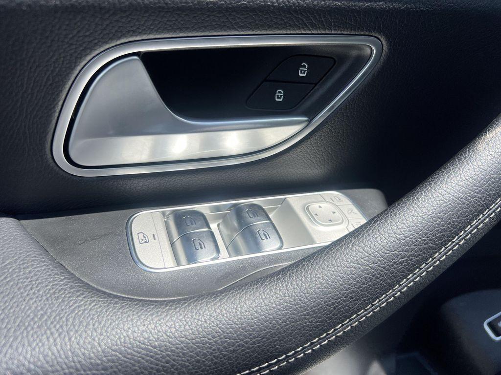 used 2024 Mercedes-Benz GLE 450 car, priced at $65,289
