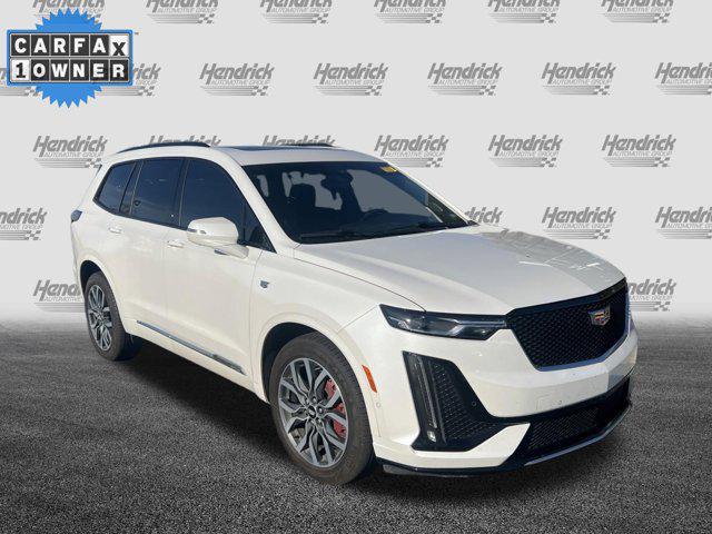 used 2022 Cadillac XT6 car, priced at $31,789