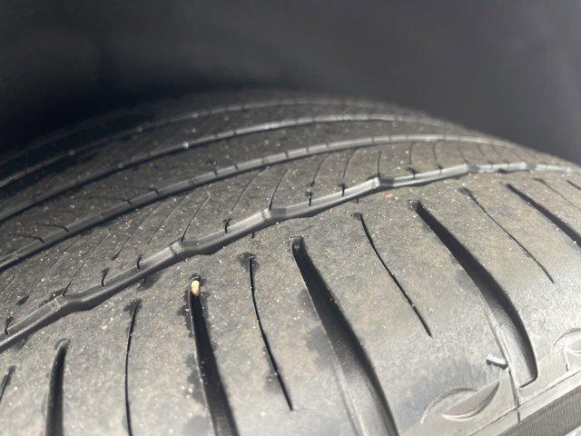 used 2021 Mercedes-Benz GLE 350 car, priced at $41,490