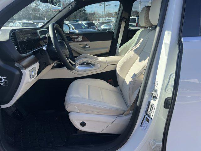 used 2025 Mercedes-Benz GLE 350 car, priced at $60,990
