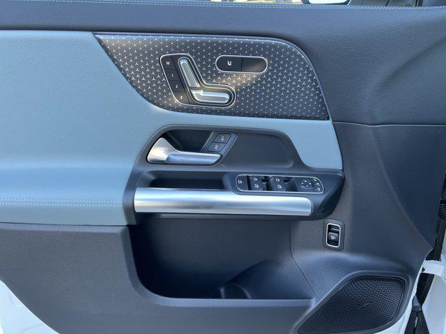 new 2026 Mercedes-Benz GLA 250 car, priced at $52,015