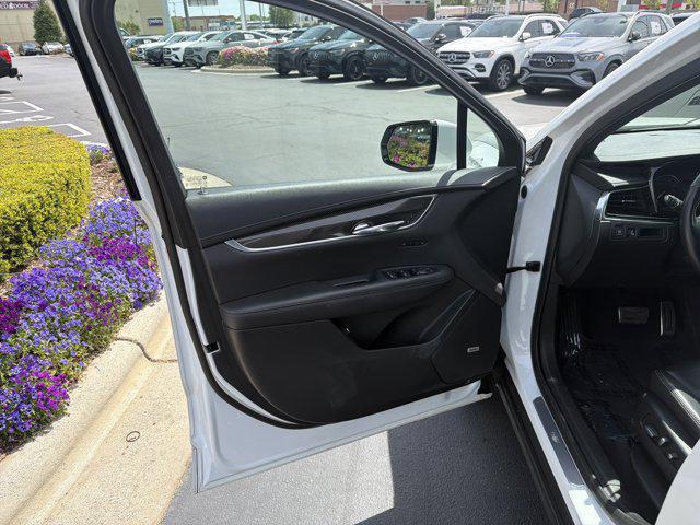 used 2021 Cadillac XT6 car, priced at $34,990