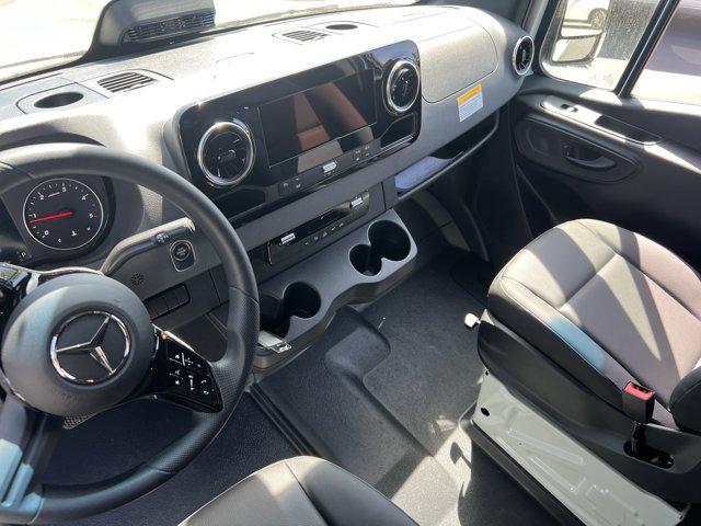new 2026 Mercedes-Benz Sprinter 2500 car, priced at $69,314