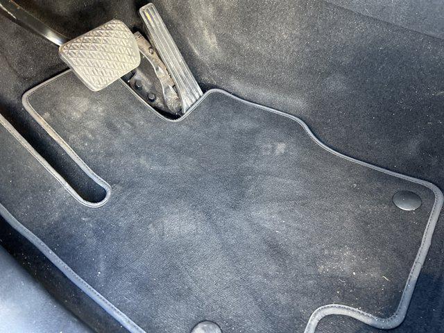 used 2024 Mercedes-Benz GLE 350 car, priced at $53,990