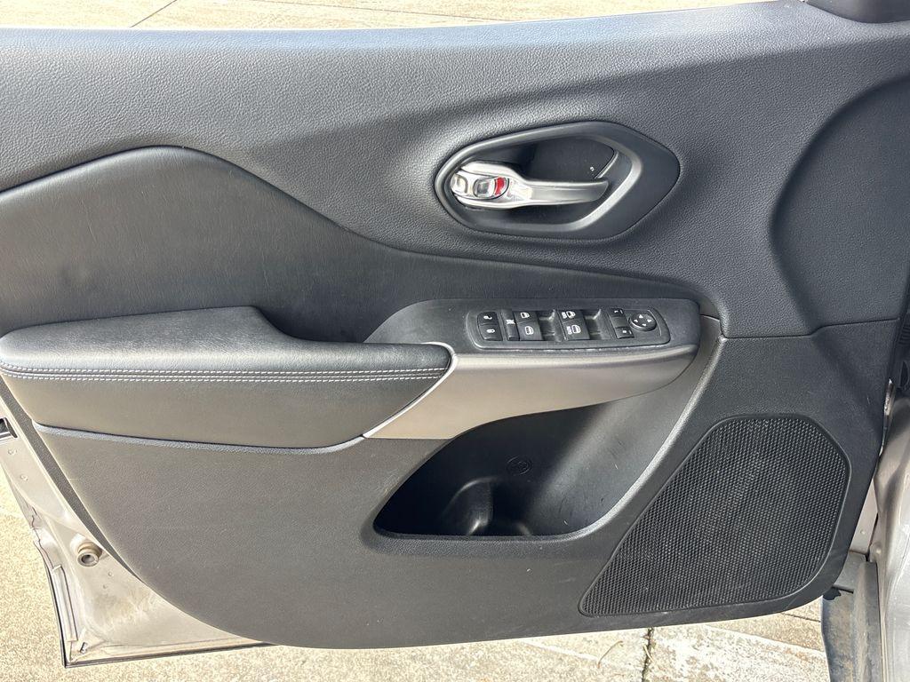 used 2019 Jeep Cherokee car, priced at $12,000