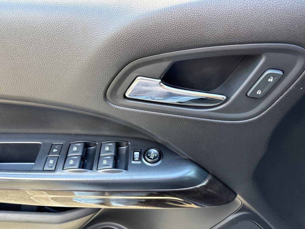 used 2021 GMC Canyon car, priced at $25,000