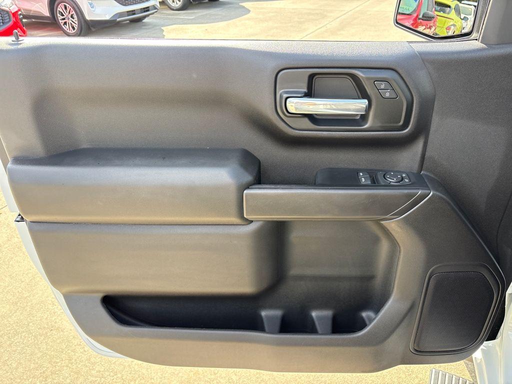 used 2024 Chevrolet Silverado 1500 car, priced at $29,600