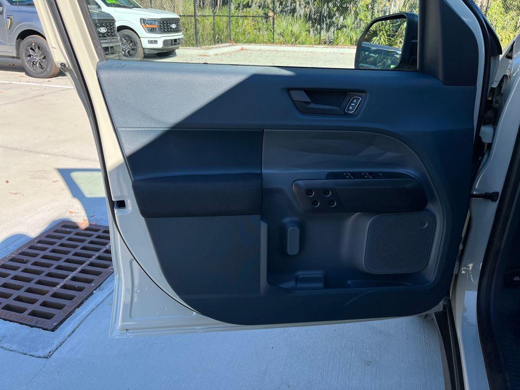 new 2025 Ford Maverick car, priced at $27,250