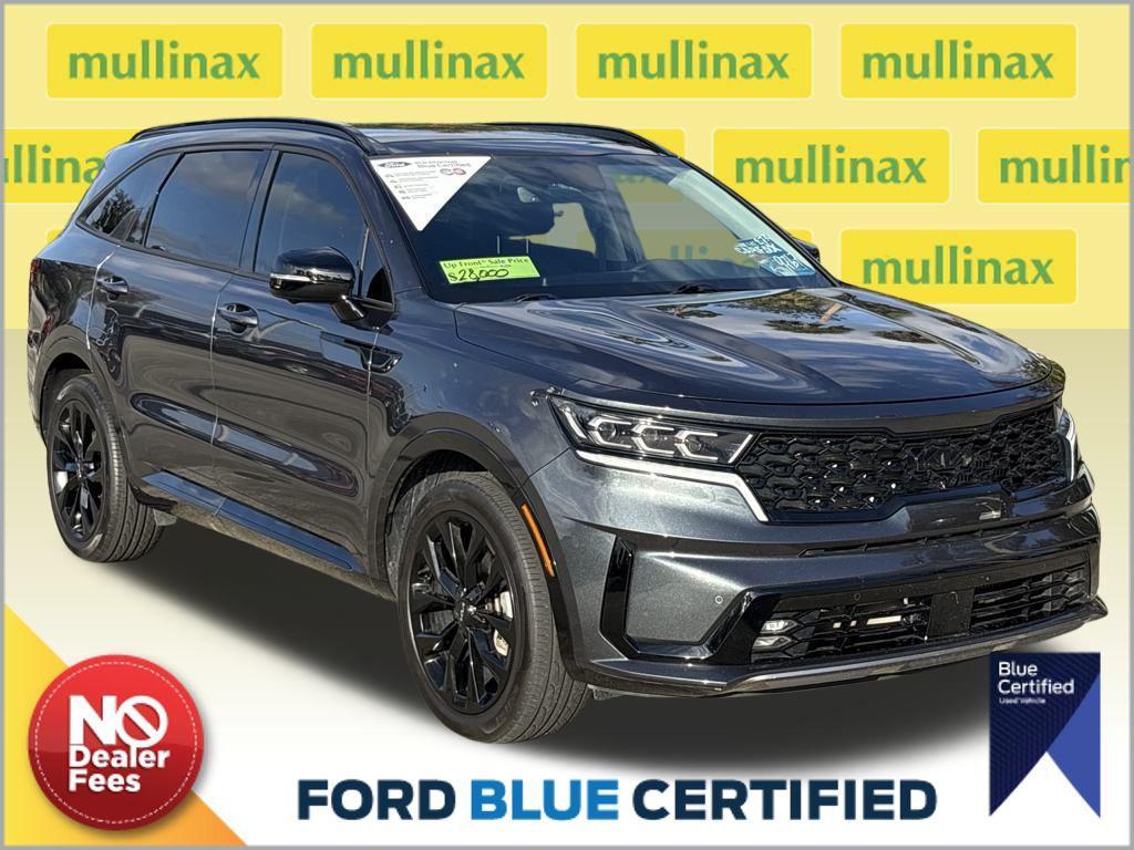 used 2022 Kia Sorento car, priced at $27,000