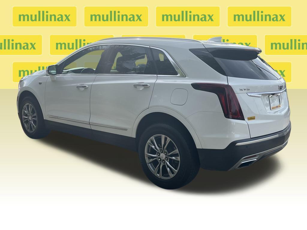 used 2021 Cadillac XT5 car, priced at $17,000