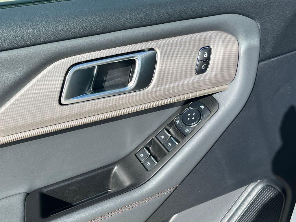 new 2026 Ford Explorer car, priced at $38,602