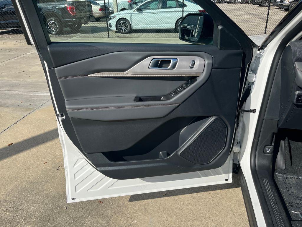 new 2026 Ford Explorer car, priced at $38,602