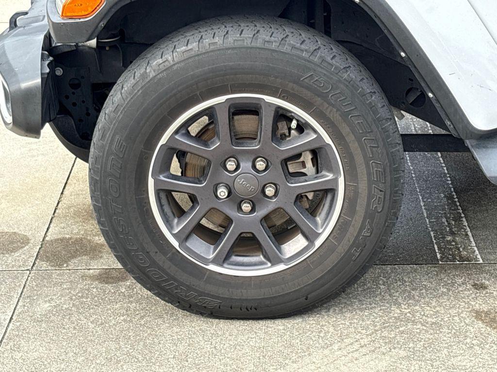 used 2021 Jeep Gladiator car, priced at $28,701