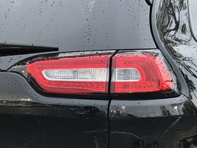 used 2017 Jeep Cherokee car, priced at $8,888